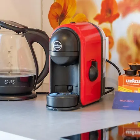 Contact Free With Free Parking