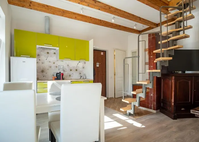 Contact Free With Free Parking Appartement